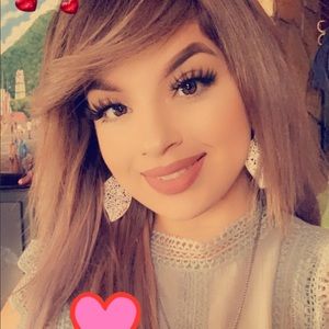 Meet your Posher, Brisa